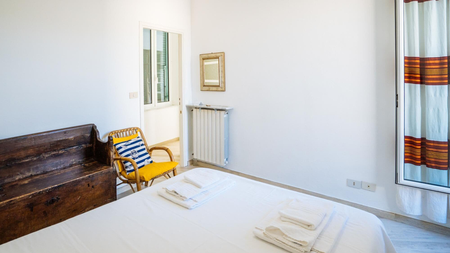 Room 5, XX Settembre 55 - Alassio, Savona