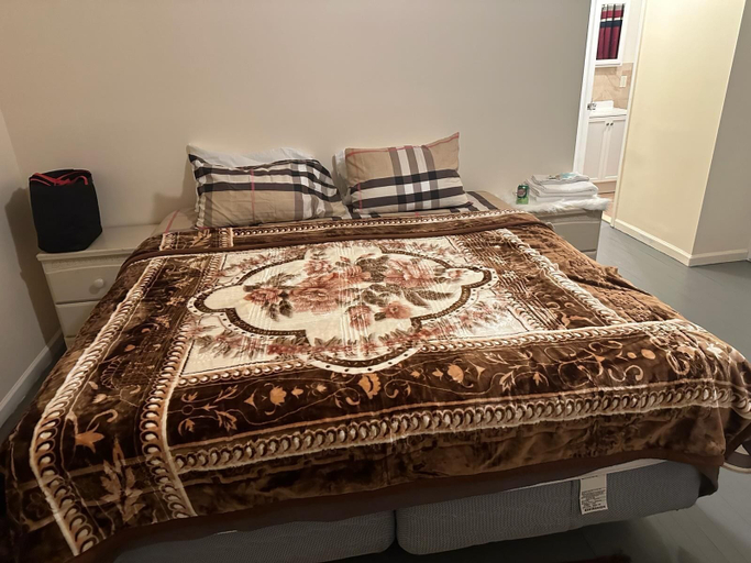 Bedroom 5, Room E Divine Villa 5mins to EWR, Newark