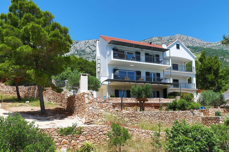 Exterior & Views 1, Apartments Redstone Luxury Apartments, Jelsa