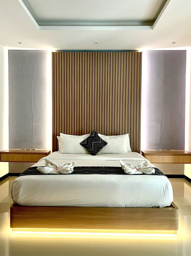 Bedroom 12