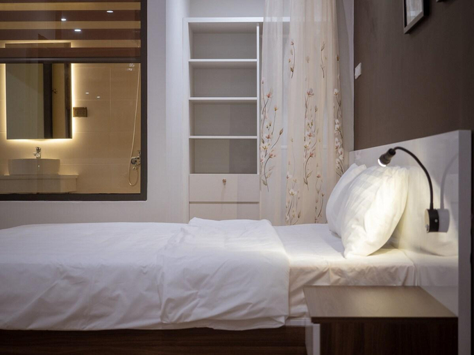 Bedroom 3, Charming apartment with bathtub, washlet, Cầu Giấy