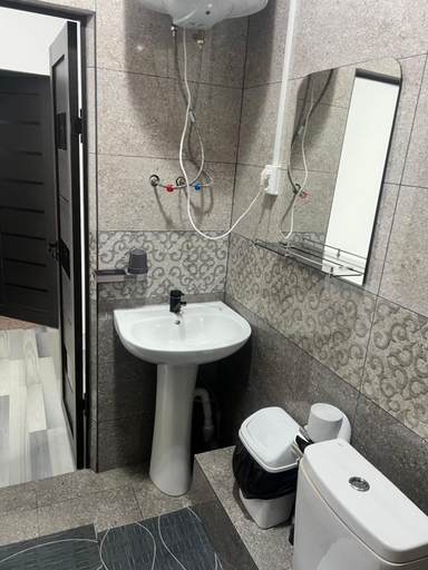 Bathroom 2, Sayak Hostel , Ak-Suu