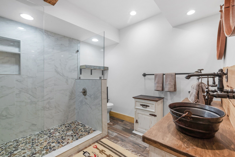 Bathroom 3, Guadalupe Bluff Bunk House 5 Bedroom Home by RedAwning, Kerr