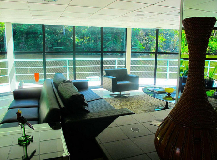 Public Area, Uiara Amazon Floating Lodge, Maués