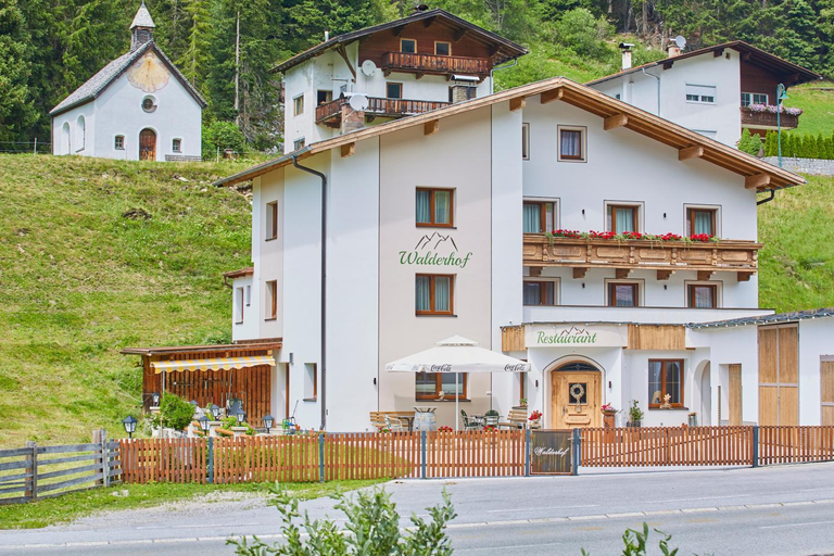Exterior & Views 1, Gasthof Walderhof, Imst