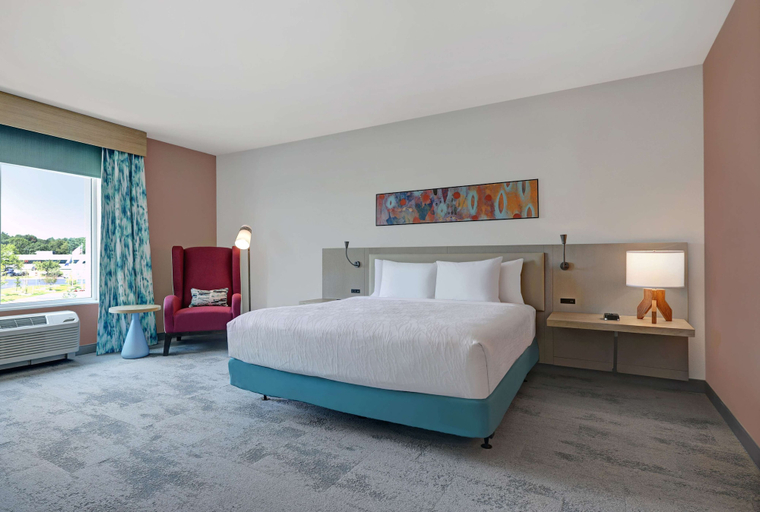 Bedroom 3, Hilton Garden Inn Manassas, Prince William
