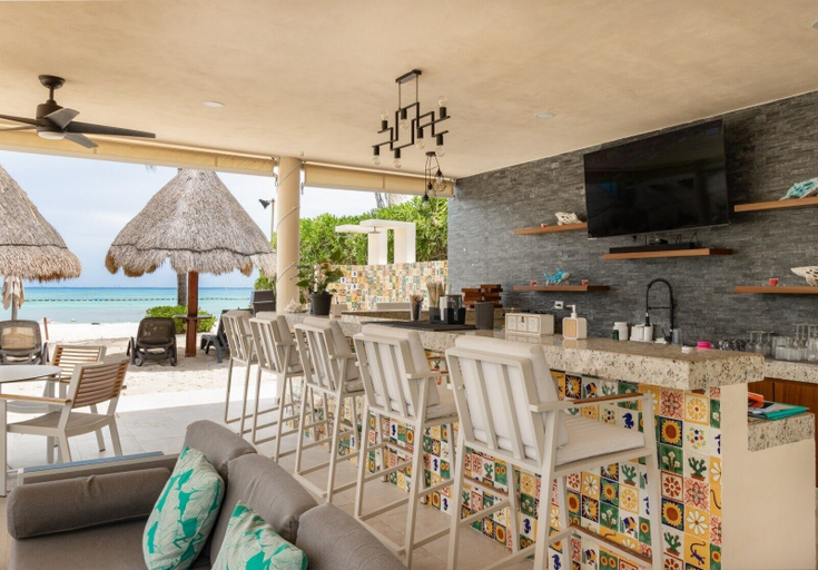 Bar (on property), Elements 121 2 Bedroom Condo by RedAwning, Cozumel