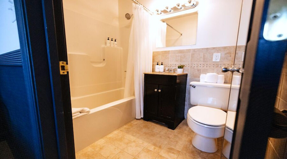 Bathroom 4, Wylder Tilghman Island, Talbot
