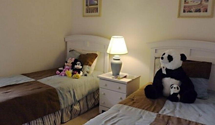 Bedroom 2, Great Pool Golf View 3 Bedroom Home by RedAwning, Polk
