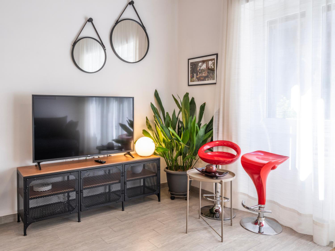 Others 2, Majo Apartment - Style and Comfort next to Trastevere, Roma