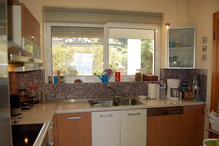 Others 3, Villa sul Mare, Central Greece