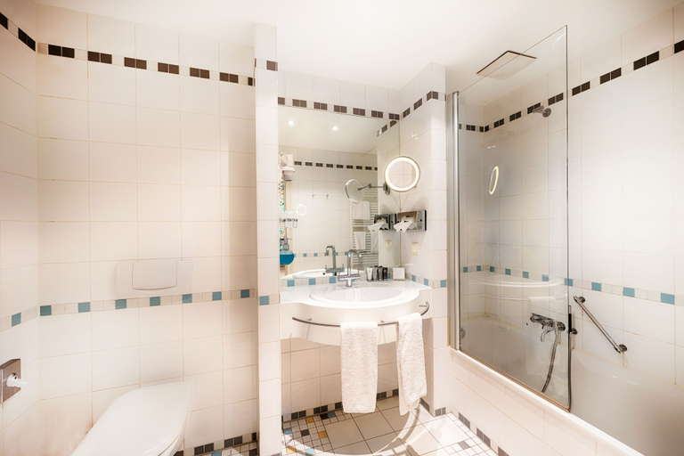 Bathroom 5, Welcome Hotel Meschede/Hennesee, Hochsauerlandkreis