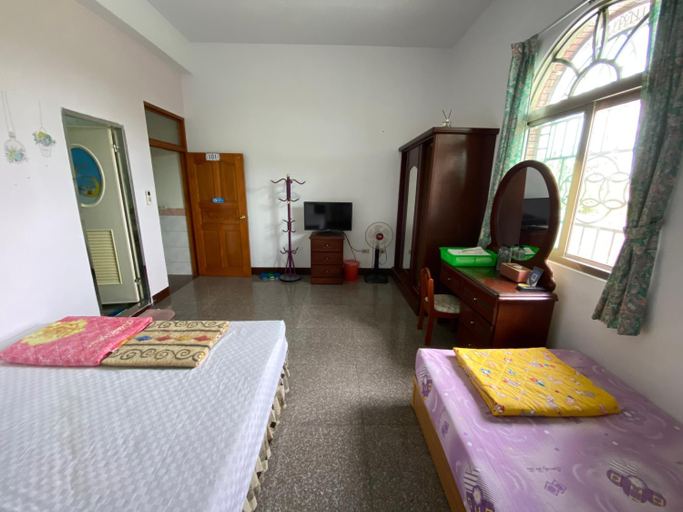 Bedroom 2, Huayi Homestay, Yulin