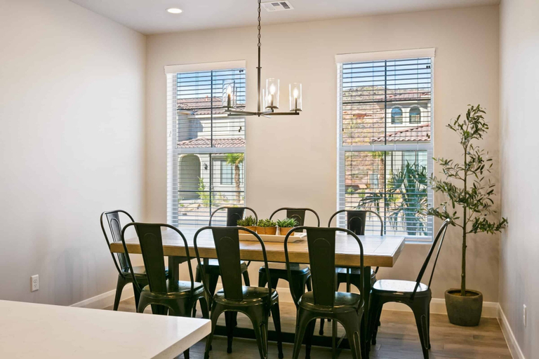 Food & Drinks, El Dorado Retreat by RedAwning, Washington