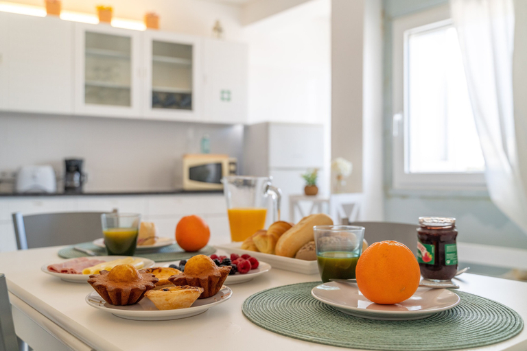 Food & Drinks, Lena’s Beach House by HelloVacations, Albufeira
