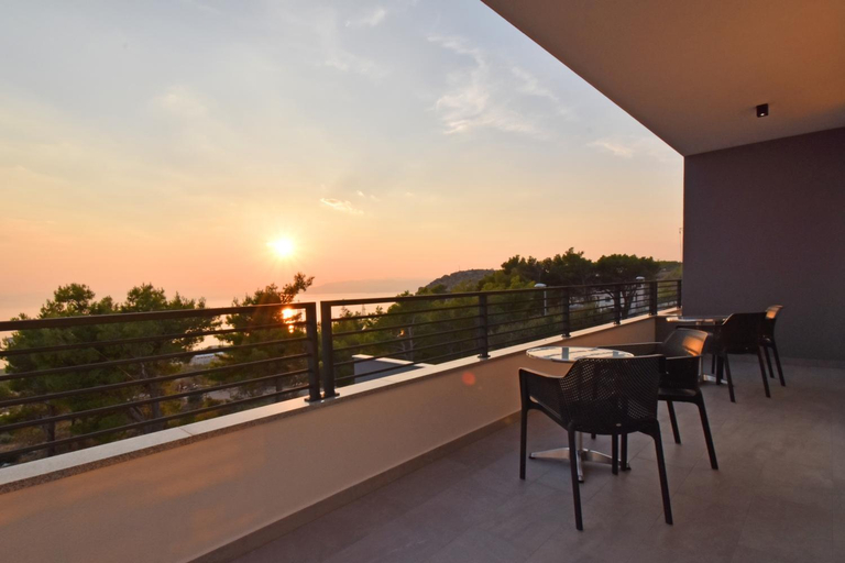 Others 2, Villa Alexandra - Makarska, Makarska