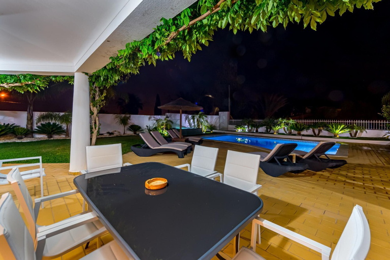 Food & Drinks, Casinha in Albufeira, Albufeira