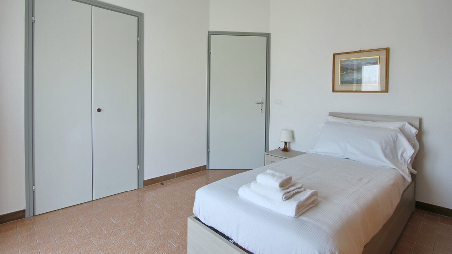 Room 2, Casasco 79 - San Fedele Intelvi, Como