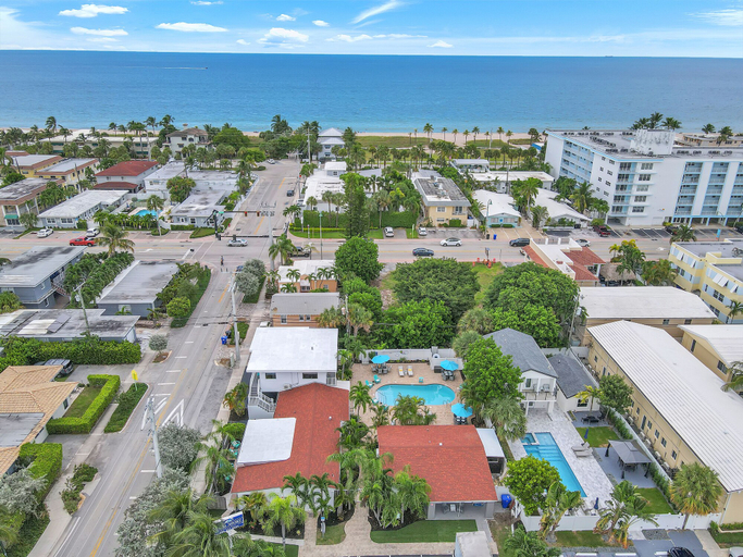 Exterior & Views 2, Hotel Seacrest, Broward