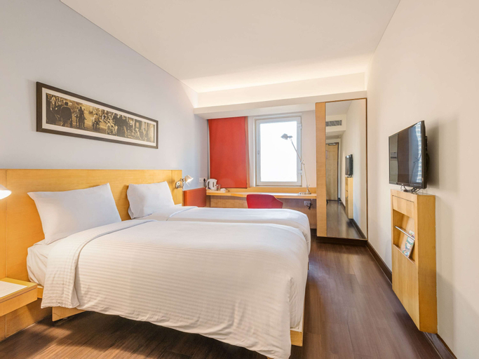 Bedroom 17