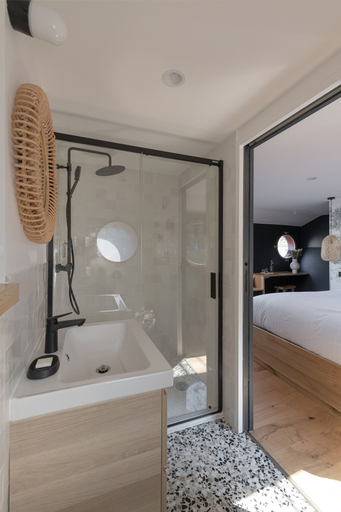 Bathroom, LA PENICHE - Bed And Bicycle - Tournon, Ardèche