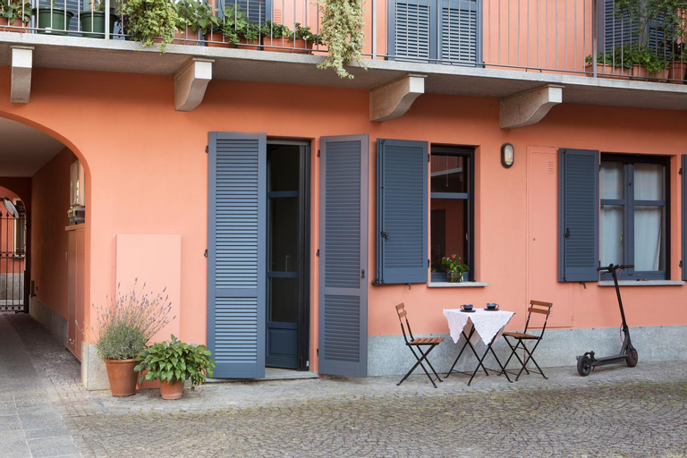 Casa da Gio', incantevole, nel cuore di Alba, con posto auto gratuito., Cuneo