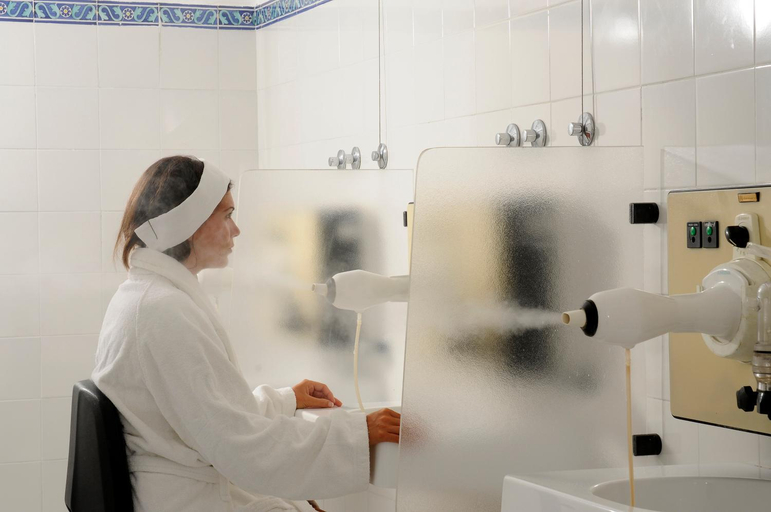 Bathroom, Hotel La Villarosa, Napoli