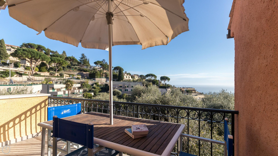 Exterior & Views 5, Il Borgo Apartments C4 - SV-D600-NAVI44D1C, Savona
