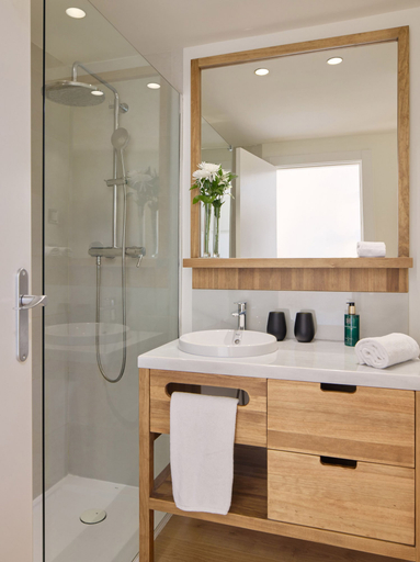 Bathroom 4, Meliá Ibiza - Adults Only, Baleares
