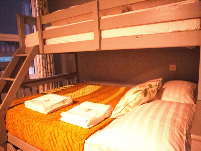 Bedroom 3, George s Studio Liver House, Wirral