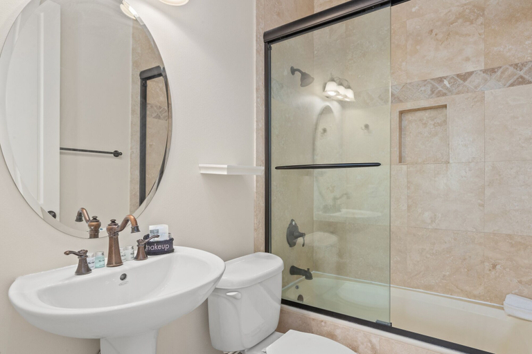 Bathroom 5, Luxury Home Steps From Beach in Gated Community, Walton
