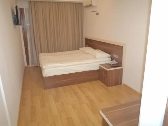 Bedroom 2, Merkez Otel, Konak