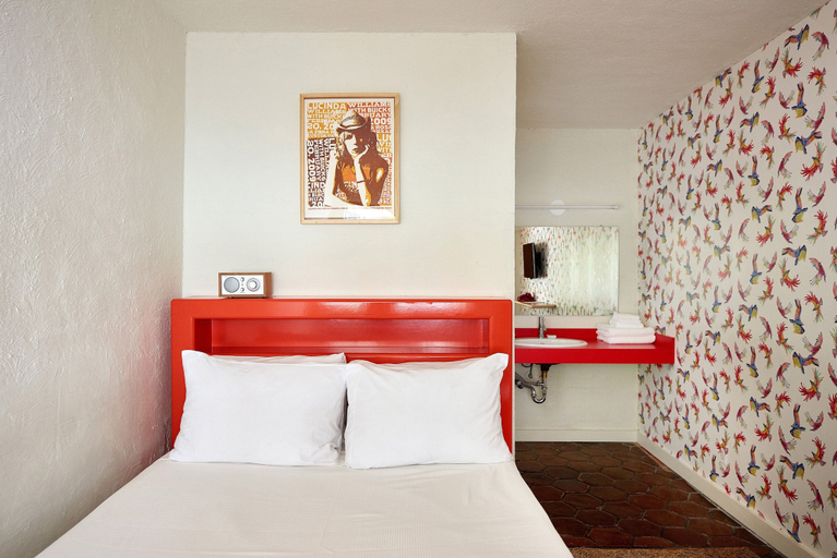 Bedroom 4, Austin Motel, Travis