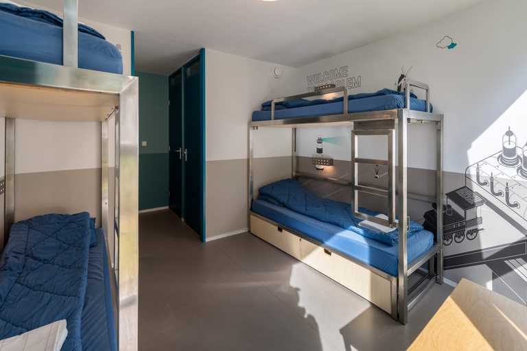 Bedroom 4, Stayokay Haarlem - Hostel, Velsen