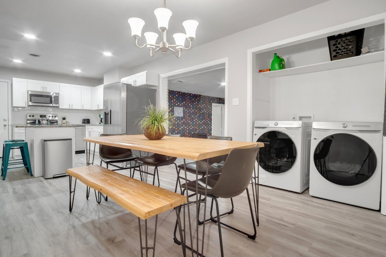 Private kitchen 4, The Harmony Designer Home In Central Dfw 4 Bedroom Home by RedAwning, Tarrant