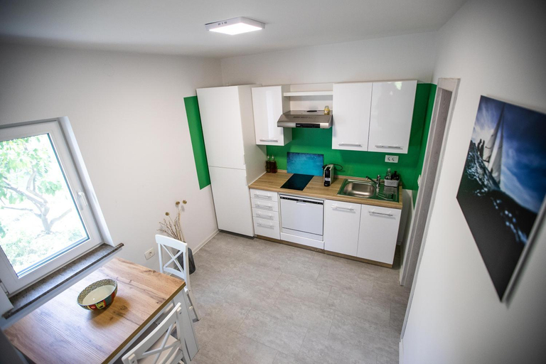 Others 5, Aloha apartments, Koper