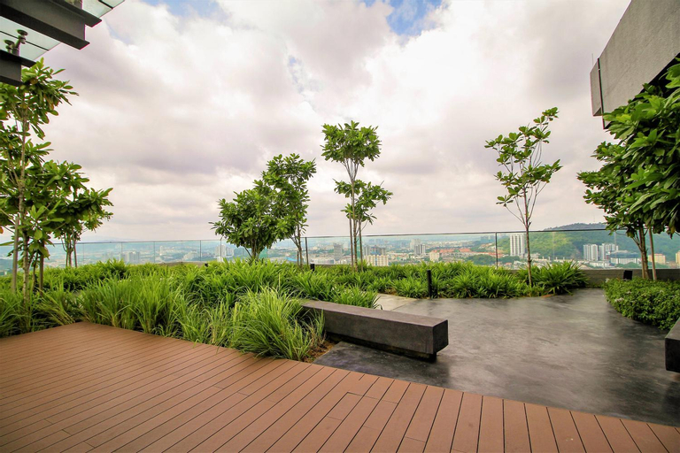 Exterior & Views 19