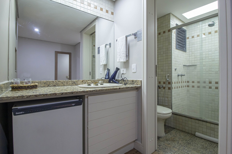 Bathroom 5, Hotel Victoria Villa Curitiba By Nacional Inn, Curitiba