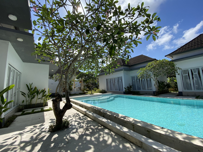 Swimming Pool 1