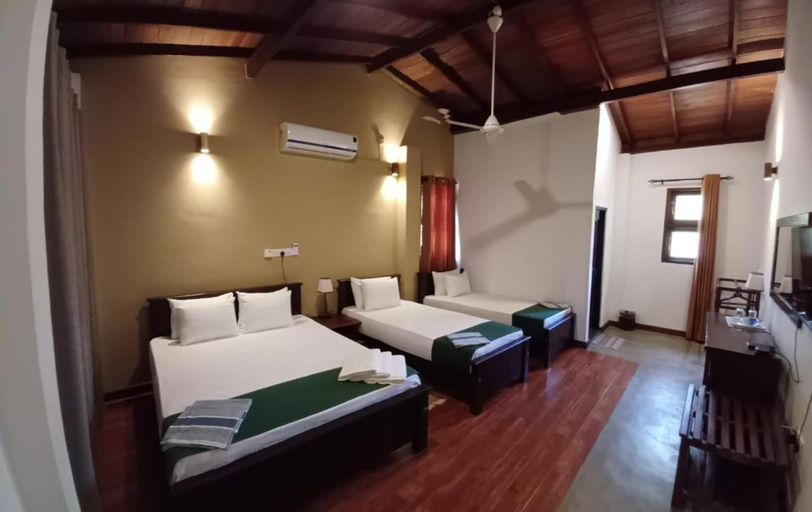 Bedroom 3, Forest Edge Villa, N. Palatha Central