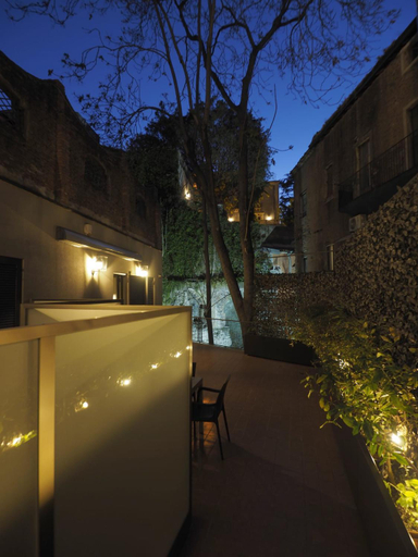 Exterior & Views, Relais Anfitheatro, Catania