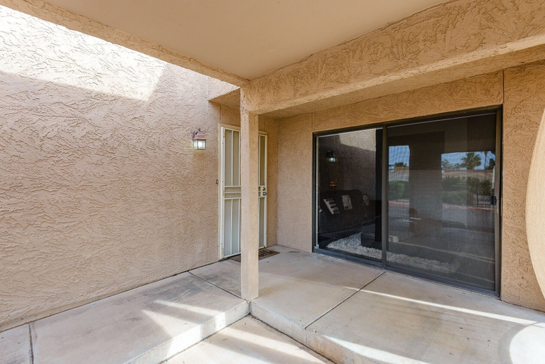 Exterior 4, Villa Haven 2 Bedroom Townhouse by RedAwning, Maricopa