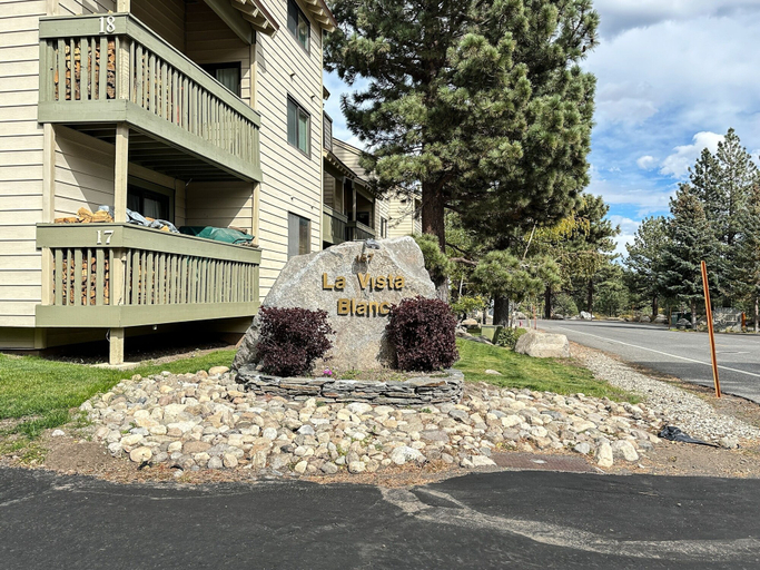 Property grounds 2, La Vista Blanc #59 1 Bedroom Condo by RedAwning, Mono