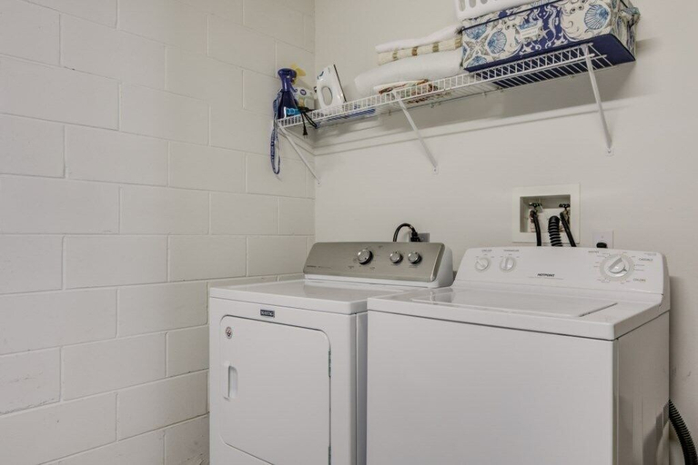 Others 5, Privacy Bush Around Pool! 3 Bedroom Home by RedAwning, Polk