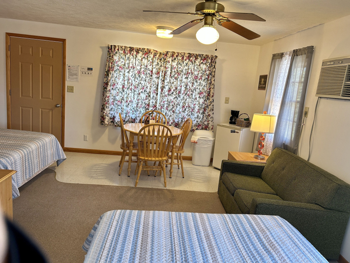 Bedroom, DRIFTWOOD RESORT BULL SHOALS, Marion
