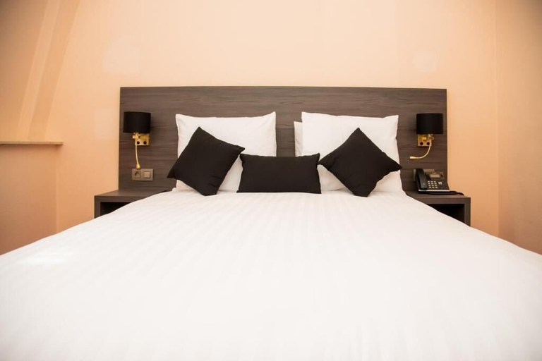 Bedroom 3, La Bourse Hotel, Bruxelles