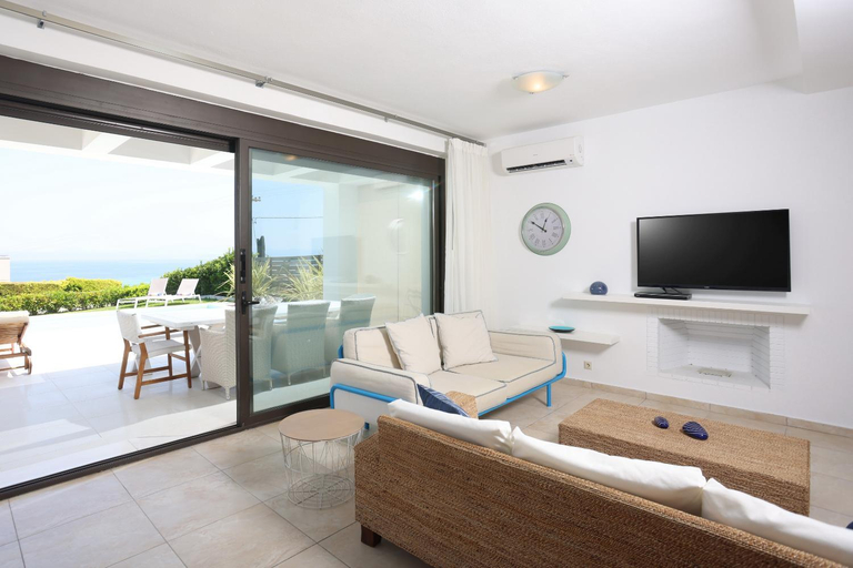 Others 5, Villa Ricolina, Central Macedonia
