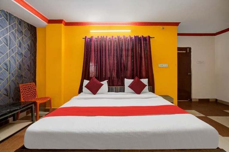 Bedroom 2, iROOMZ Hotel Silver Moon, Hyderabad