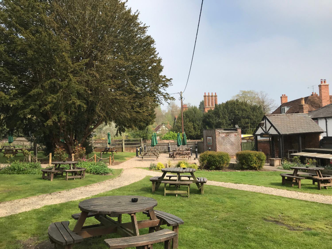 Others, Bull Inn, West Berkshire