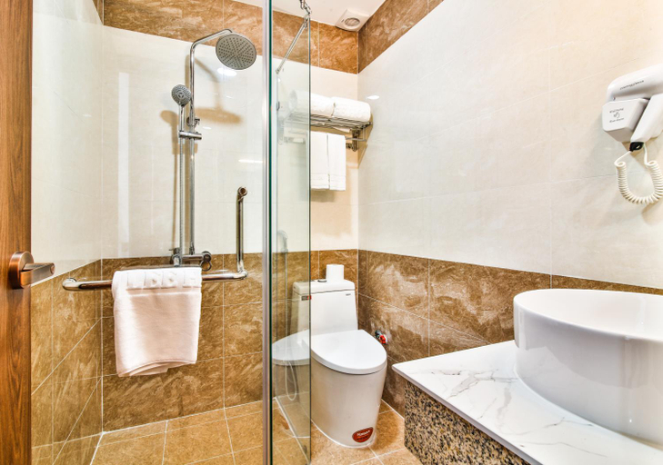 Bathroom 4, GRAND LEE HOTEL, Bình Thạnh
